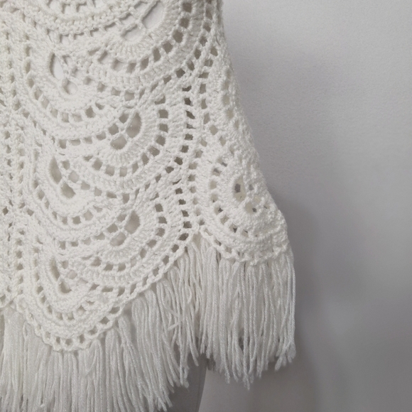 Off White Handmade Crochet Boho Bohemian Y2K Retro Fringe Shawl/Wrap One Size - Picture 13 of 14